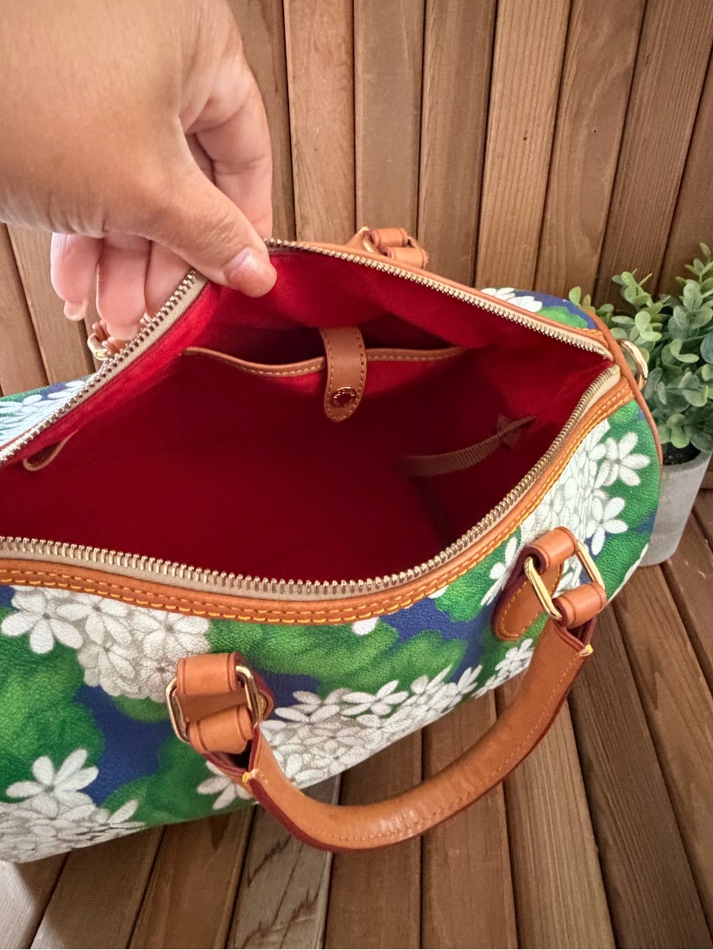 Dooney & Bourke Hydrangea Coated Satchel Crossbody Bag, Collector’s Design - Picture 5 of 14
